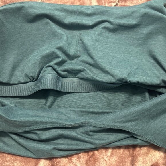 Vuori Lux Cami Cropped Tank in Cape Heather Blue Green, Size XL - Picture 9 of 11